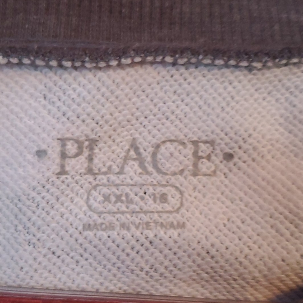 Clothing - Picture 2 of 2